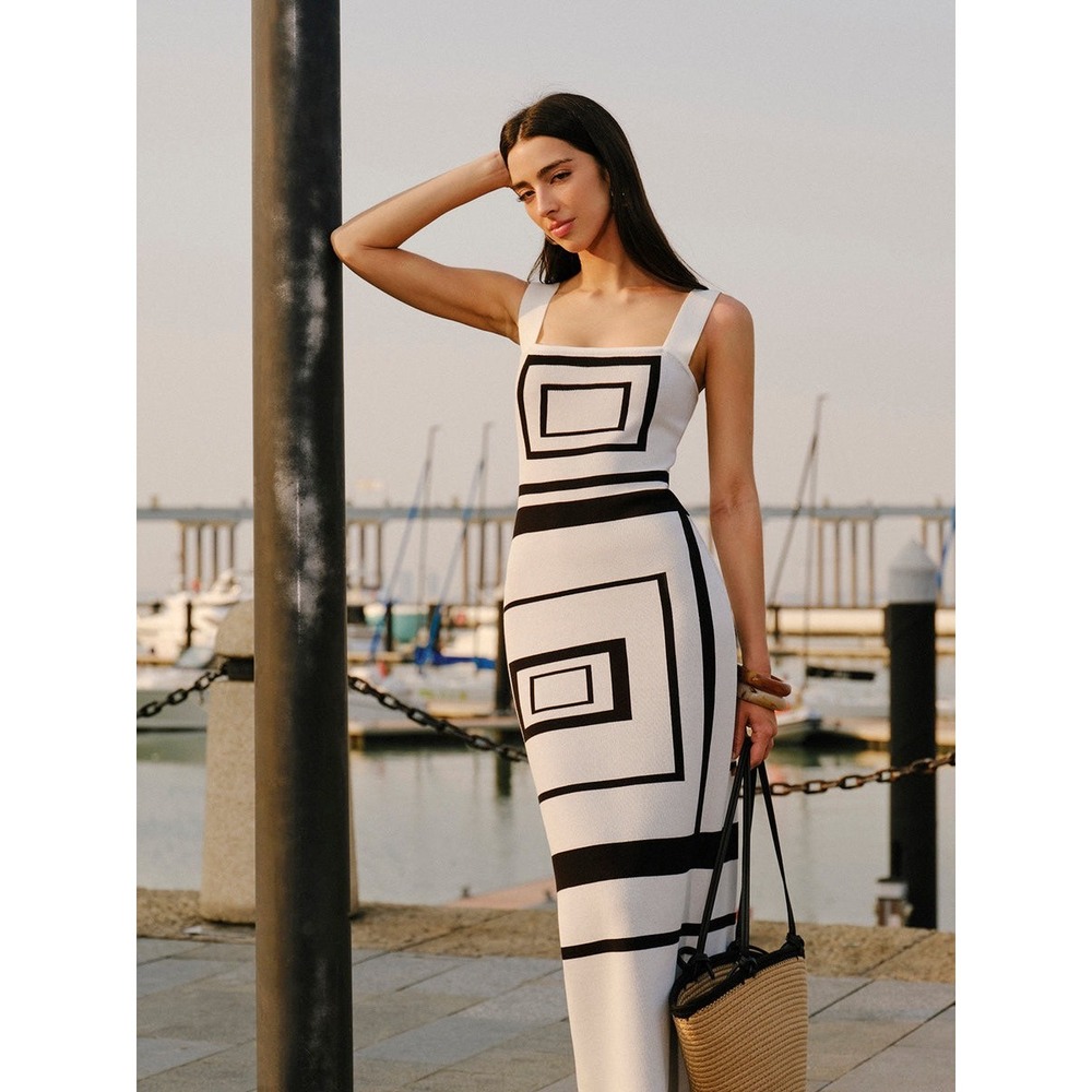 Commense Geometric Square Print Knit Maxi Dress Black White Square Neck Medium